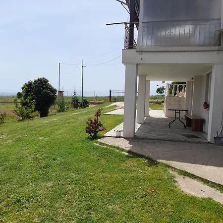 2m Kallikrateia Δωμάτια σε οικογενειακή κατοικία